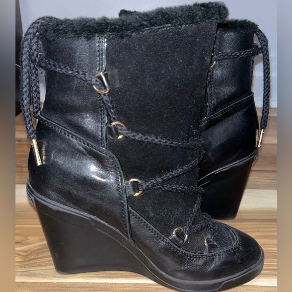 Michael Kors Shearling Sheep Fur And Leather Upper Sole,Wedge Heel Women Booties - Picture 7 of 8